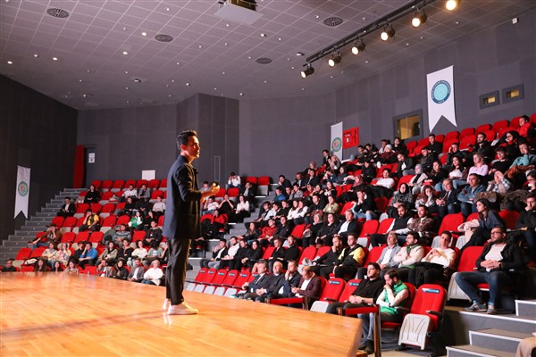 Bursa’da "İşini Şansa Bırakma Zirvesi" düzenlendi