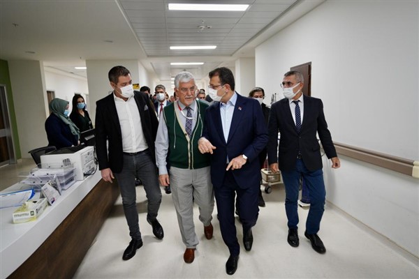 İmamoğlu: "Teröre karşı kol kola olacak 16 milyon insanımız var”