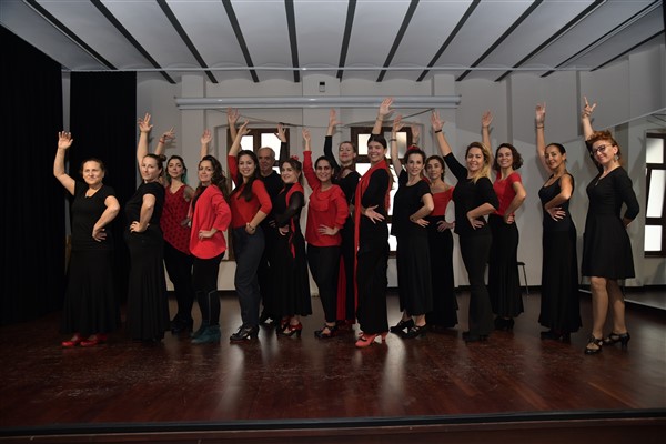 Kadıköy’de flamenkonun ayak sesleri