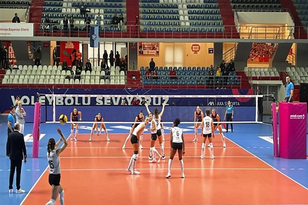 Türk Hava Yolları: 3 - Çukurova Bld. Adana Demirspor: 0