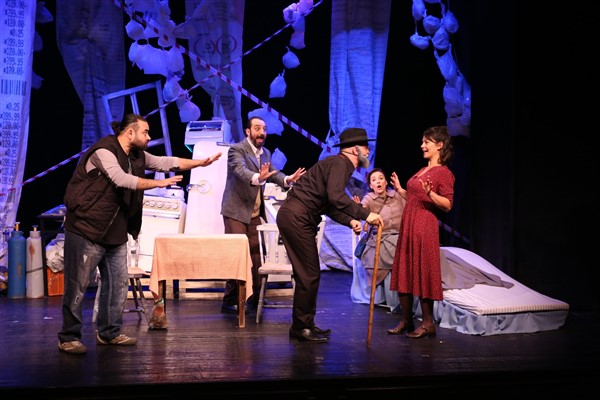 'Ödenmeyecek Ödemiyoruz' seyirciyle buluştu