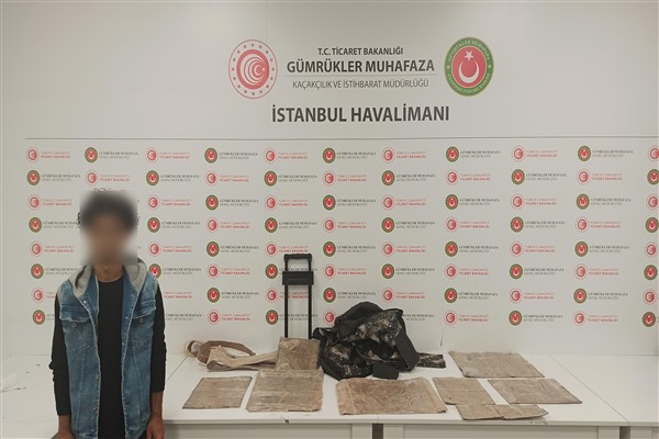 İstanbul Havalimanı'nda keçeye emdirilmiş morfin ele geçirildi