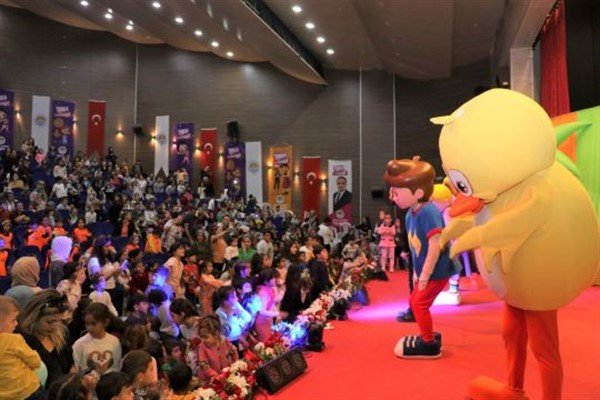 Başkan Yılmaz: "Sizleri çok seviyoruz çocuklar"