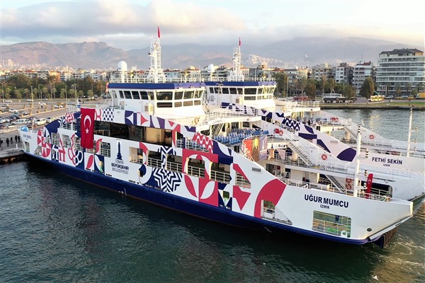İzmir’de araba vapuru tarifelerinde fiyatlar güncellendi