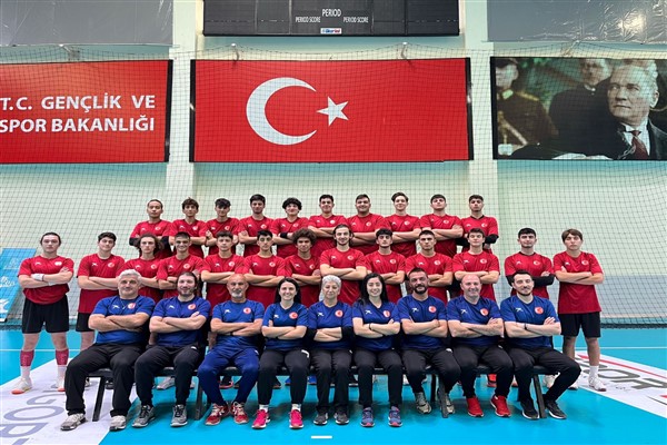 U16 Erkek Hentbol Milli Takımı'nın testleri TOHM'da tamamlandı