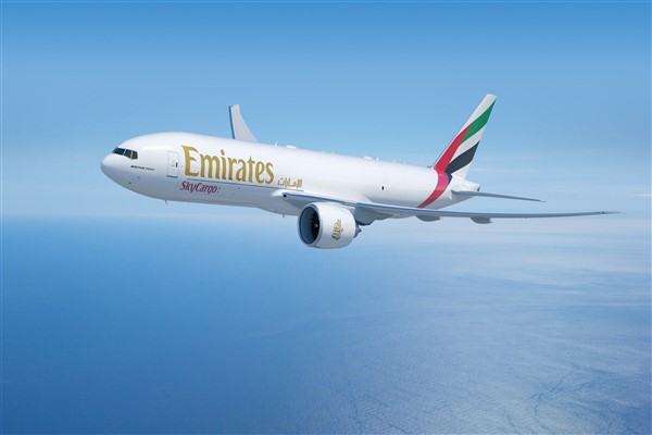 Emirates 5 yeni Boeing 777-200LR kargo uçağı sipariş etti