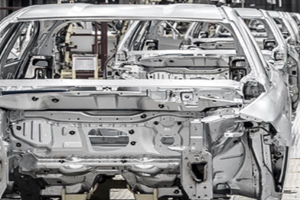 Ford'un Romanya Craiova fabrikasında üretime ara