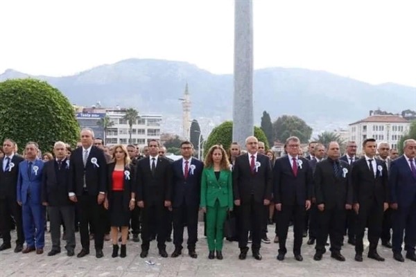 Hatay'da Öğretmenler Günü kutlamaları