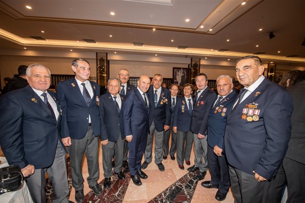 KKTC'nin 39. kuruluş yıl dönümü kutlandı