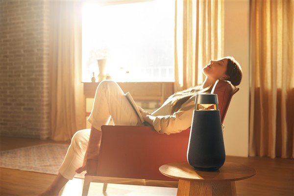 Dingin saatlerin eşlikçisi LG XBOOM 360 XO3