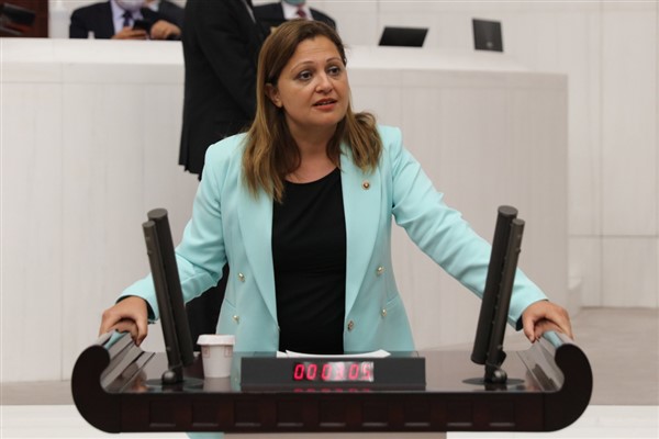 Milletvekili Köksal: "Eber Gölü'nü peşkeş çekenlere yazıklar olsun"