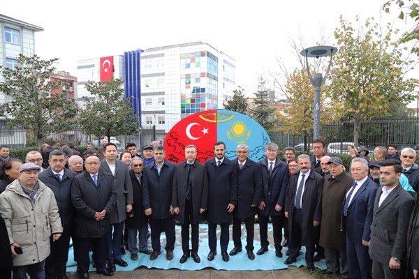Bağcılar’da "Türkiye-Kazakistan Kardeşlik Anıtı" açıldı