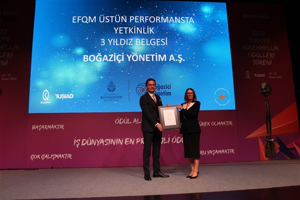 Boğaziçi Yönetim'e '3 yıldız' ödülü verildi