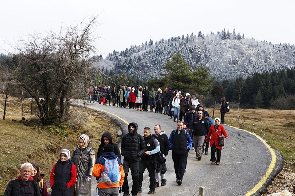Sakarya'da sonbahar, yerini beyaz örtüye bıraktı