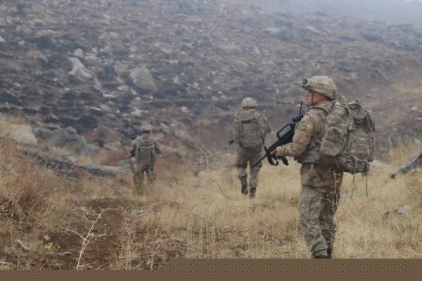 3 terörist teslim oldu