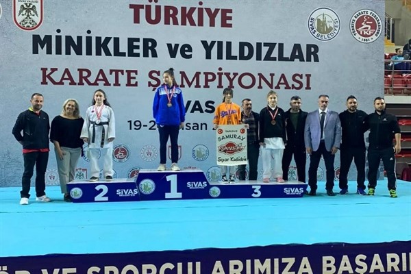 Kocaeli’nin yeni sporcuları ilk milli maçları için yola çıktı