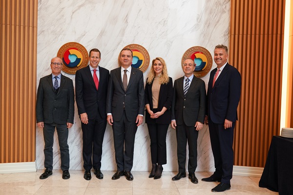 Türkiye’deki KOBİ’leri e-ihracat ile dünyaya açacak BiTıklaİhracat Programı tanıtıldı