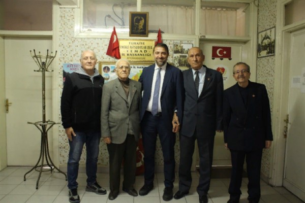 Dr. Özgür, emekli astsubaylarla bir araya geldi