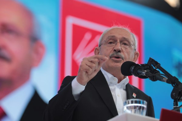 Kılıçdaroğlu: "Yanındayız, hepimiz senden yanayız"