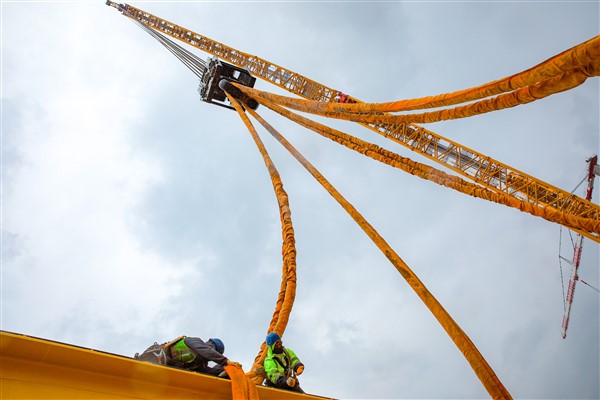 Akkuyu NGS'de ı̇lk köprülü vı̇ncı̇n montajına başlandı