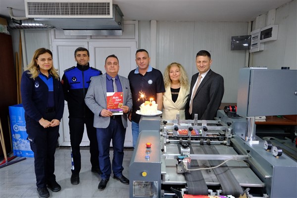 Eskişehir zabıtasından 10 milyonuncu mühürlemeye kutlama