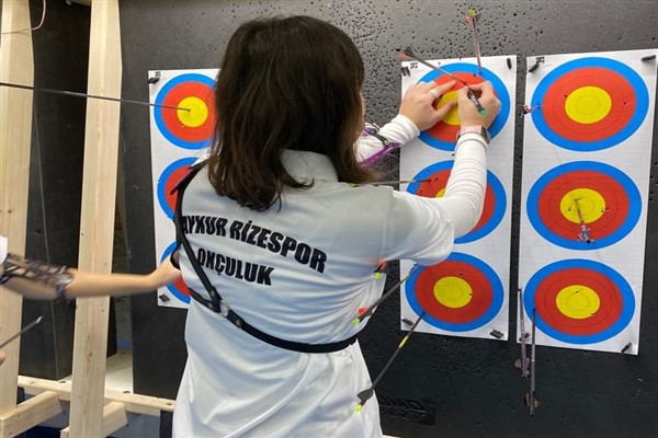 Rize okçuluğunda başarı