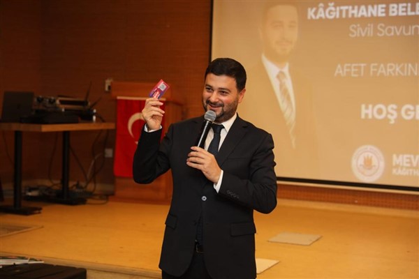 Kağıthane'de ortaokul ve liselerde afet farkındalık eğitimi