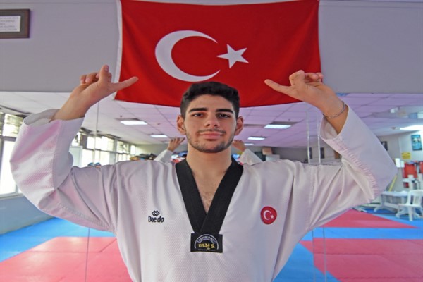 Balkanlar’ın İzmirli Efe’si