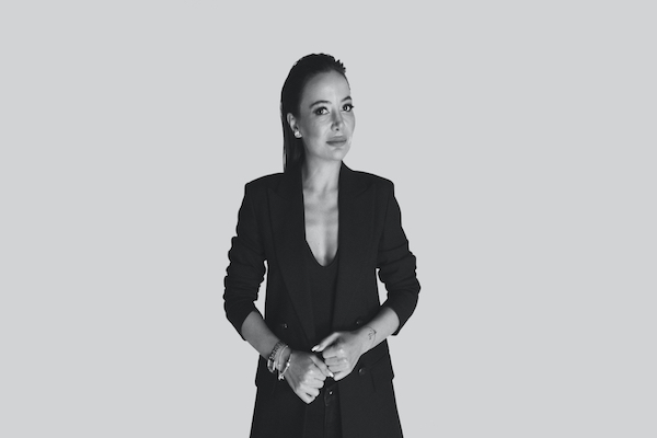 Parlak cilt için elmas terapisi: Diamond Shine Therapy