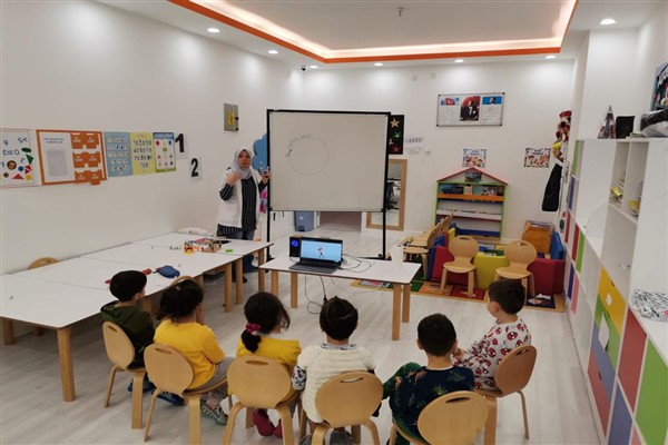 ABB'nin Çocuk Etkinlik Merkezleri tam zamanlı hizmet veriyor