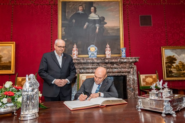 Bremen ve İzmir temiz enerji ve tarımda iş birliği yapacak