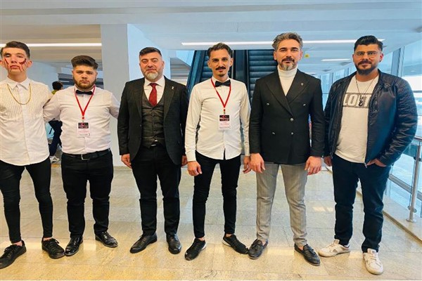 'Türkiye’nin Sihirli Elleri’ yarışmasından Afyonkarahisar'a ödüllerle döndüler