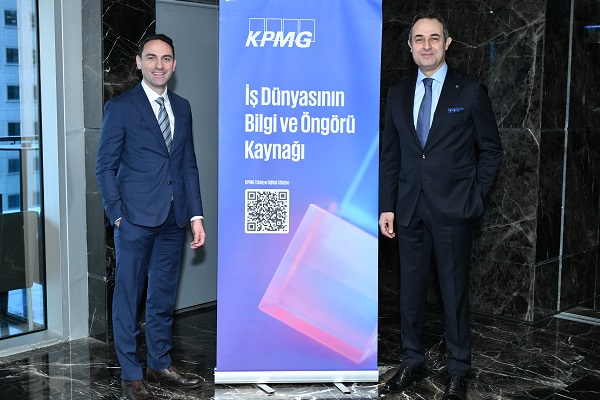 2022 yılında dünyada işlem hacminde düşüş yaşanırken Türkiye'de de azalan işlem hacmi ve işlem sayısı dikkat çekiyor