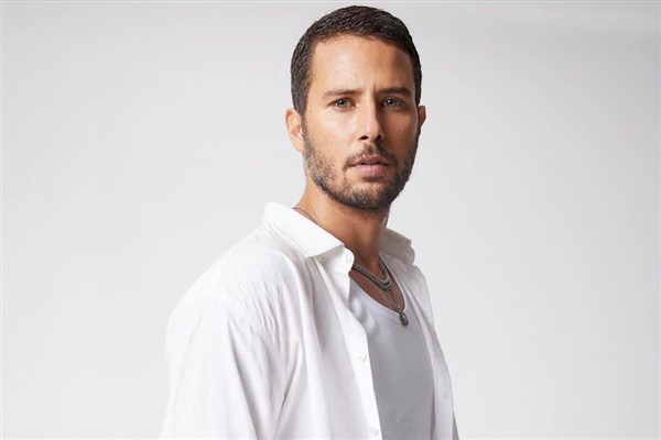 Oyuncu Tunalı, yeni filmi için kamera karşısına geçti