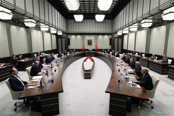 Cumhurbaşkanlığı kabine toplantısı başladı