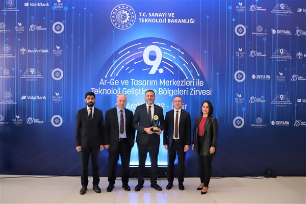 Teknopark İstanbul, 3’üncü kez en iyi teknoloji geliştirme bölgesi