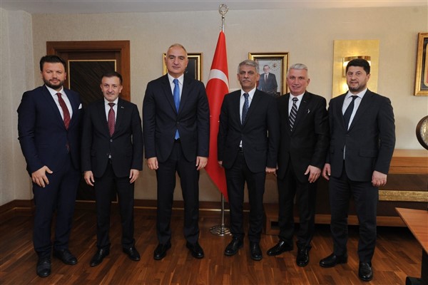 Hac Umre Kurulu'na seçilen heyet çalışmalara başladı