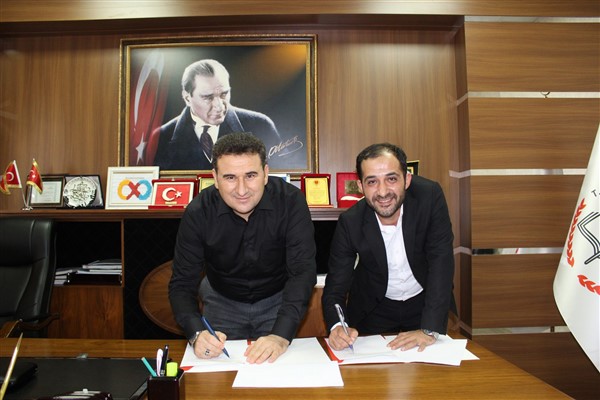 Kahta'da "Tarih Yazan Çocuklar Projesi" için imzalar atıldı