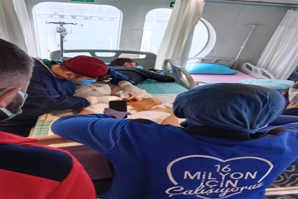 İBB, 555 vatandaşı enkazdan sağ çıkardı